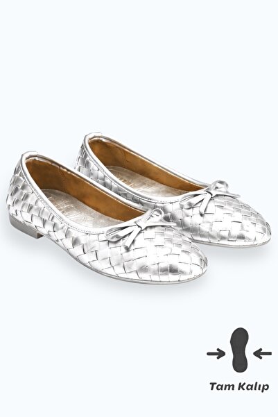 Noliva Women's Silver Faux Leather Textured Knitted Patterned Bowknot Ballerinas