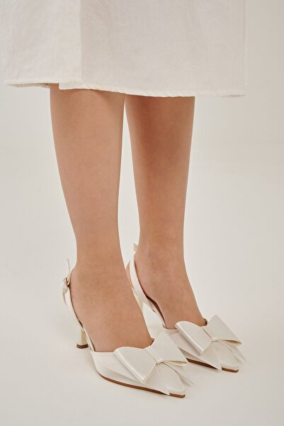 Modezya Γυναικεία παπούτσια με τακούνι Elina με σατέν φιόγκο και λουράκι στην...