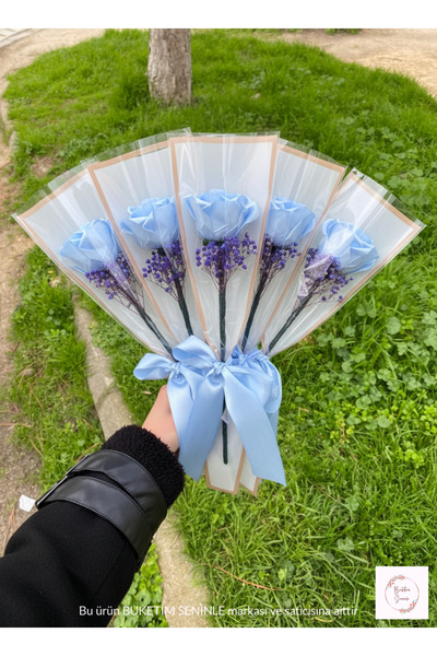 Buketim Seninle 5 trandafiri albaștri care nu se decolorează, cadou