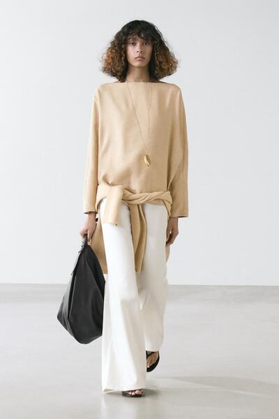 Massimo Dutti Geniş yaka dökümlü gömlek