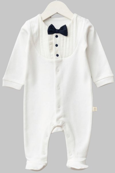 Naka Concept White Baby Boy 3-Piece Hospital Release Set – Bow Tie Jumpsuit, Hat and Blanket – 100% Cotton