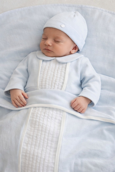 Naka Concept مجموعة سوفيرين إيفوري الفاخرة للأطفال الذكور، طقم مستشفى في صندو...