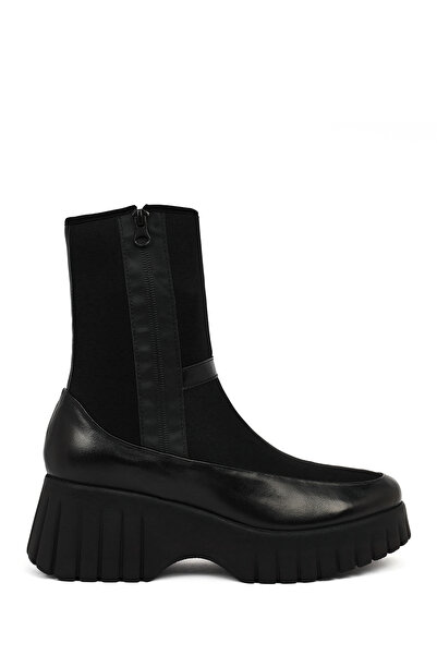 Derimod Women's Black Zippered Thick Soled Leather Boots 25Wfd204514