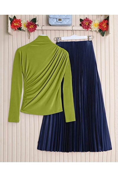 HİJABAYA Набрана пясъчна блуза с половин яка