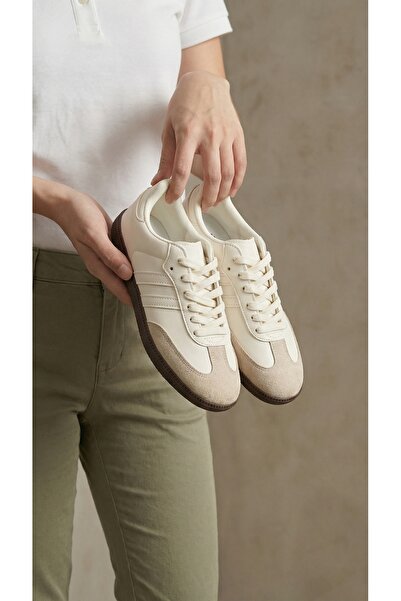 Beyond Дамски бели кецове с връзки 2 см BYNDSMB01