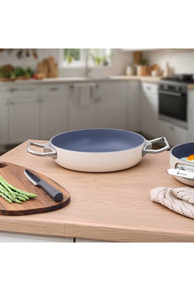 Aryıldız وعاء كولومبوس الكريستالي المعدني بمقبض - 22 سم