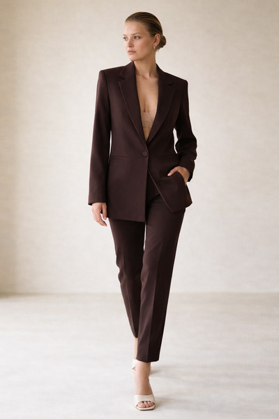 Setre Acı-Kahve Tek Düğme Detaylı Ceket, Cep Detaylı Dar Kalıp Pantolonlu Takım