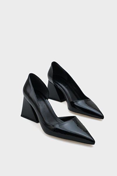 Capone Outfitters Pantofi de damă Romy cu vârf ascuțit cu toc mediu