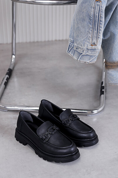 Stil Durağı حذاء لويس موديل 3 سم من الموسم الجديد باللون الأسود