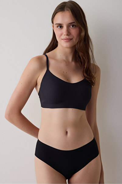 Penti Siyah Fit Dikişsiz Balensiz Push Up Sütyen