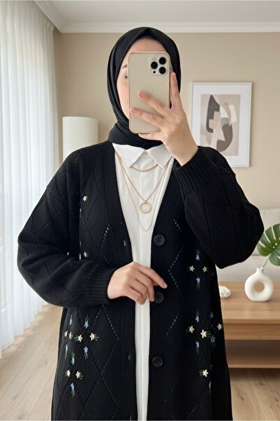 Modamorfo Ζακέτα με ανοιχτόχρωμη φλοράλ κεντημένη κουμπιά