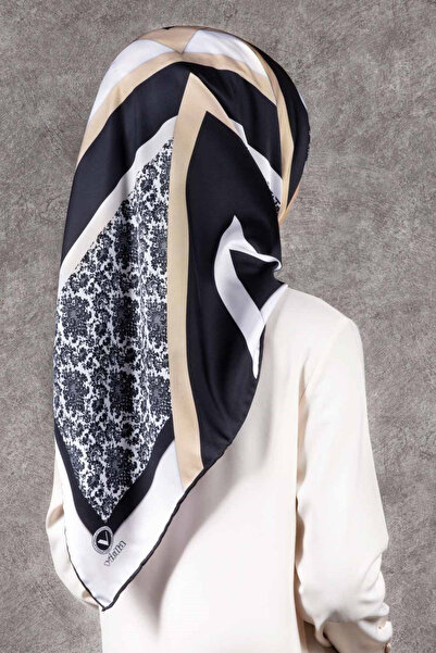 VİOLLA Twill Geometrik Barok Desenli Siyah - Krem Renkli 90x90 Eşarp (İpek İç...