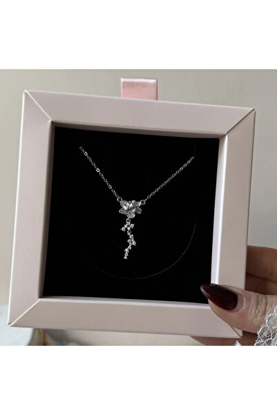 Vintagezegeni Whispering Petal Kolye