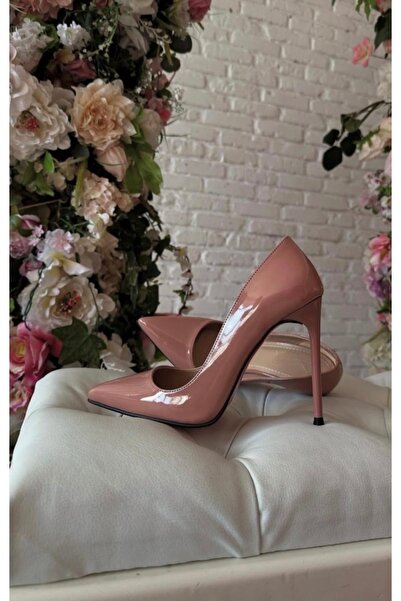 MYVOLANTE Γυναικεία παπούτσια σε ροζ πούδρα, λουστρίνι, με κόκκινο τακούνι, μ...