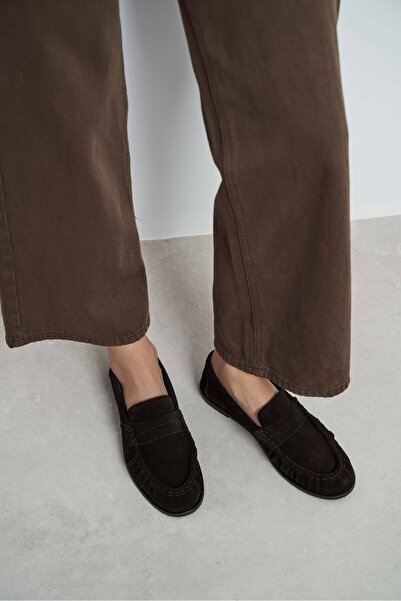 NİŞANTAŞI SHOES Pantofi de damă Elisha Brown din piele de căprioară autentică...