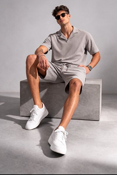 NOFLEN Κρεμ γιακά τυλιγμένο μπλουζάκι και σορτς καλοκαιρινό σετ 2 τεμαχίων