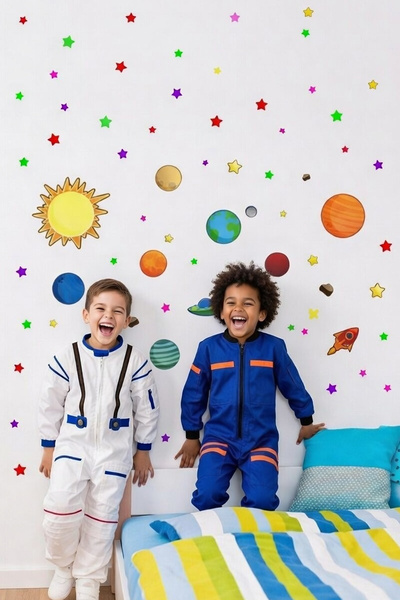 KT Decor مجموعة ملصقات جدارية لغرفة الأطفال تضم كواكب المريخ والكوكب الأرضي و...