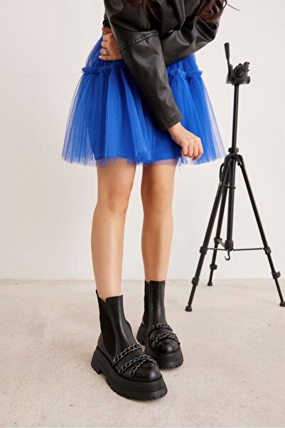 NILUFARR Kastel Siyah Hakiki Deri Zincir Aksesuarlı Siyah Tabanlı Kadın Bot