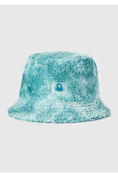 United Colors of Benetton قبعة تيدي دلو للأولاد بتفاصيل شعار باللون الفيروزي