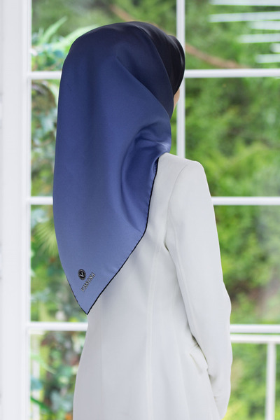 Vissona 57% Svila 43% VISKOZNA Tvil Pređa Svila klasa Des Sa deznom obojena 9...