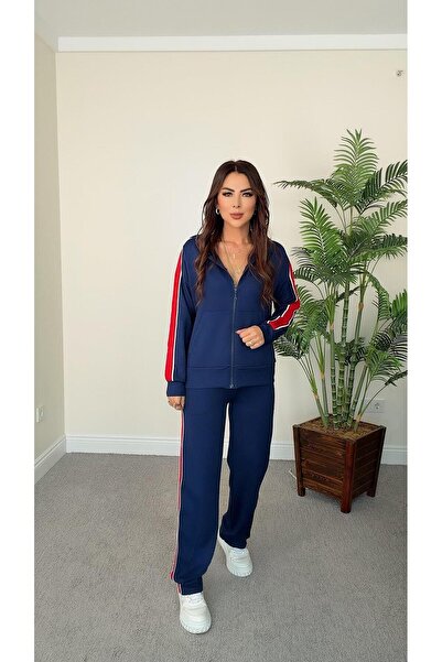 DİDEM GÜLTAKTI طقم نسائي من فيرتي بتفاصيل مخططة باللون الأزرق الداكن مكون من ...