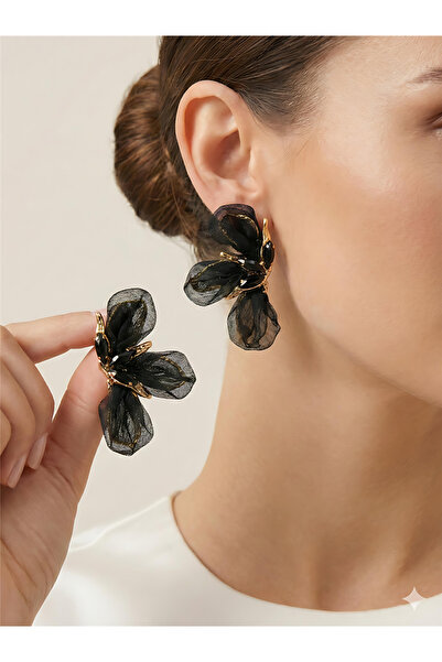 Pelin Aksesuar Siyah Tül Detaylı ve Kristal Taşlı Çiçek Küpe