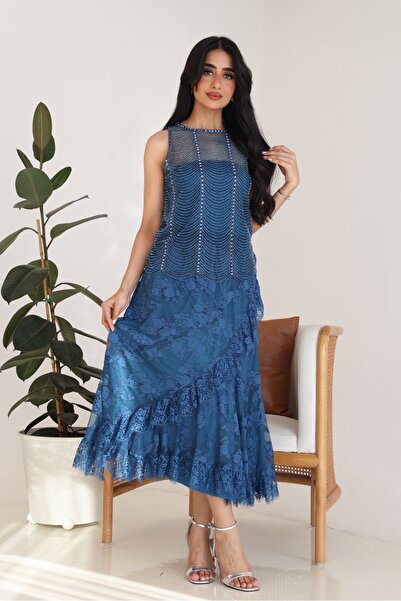 Opera Fashion Lace skirt and crystal-embellished blouse set