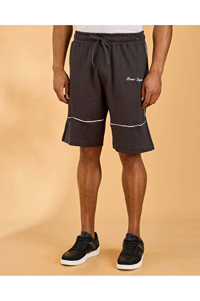 REDTAG شورت رجالي من قماش قماش إنترلوك بلون الفحم