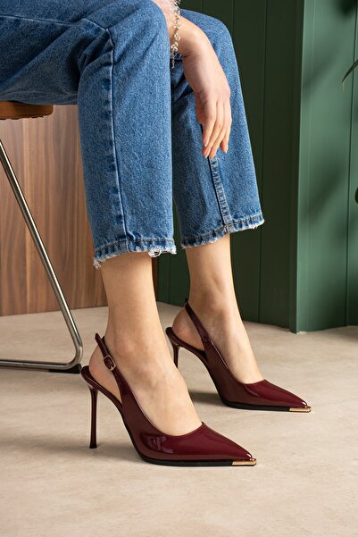 MissPapatya VALENTRA Pantofi de damă din piele lacuită bordeaux, cu vârf meta...