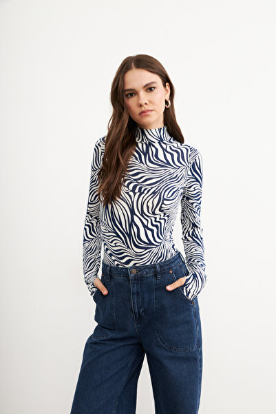 Yefrastore Women's Indigo Short Wave Patterned Body Suit with Finger Detail