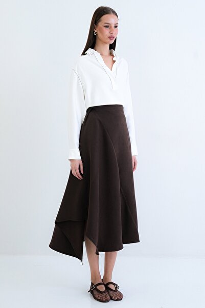 VAGGON Asymmetric Cut Skirt