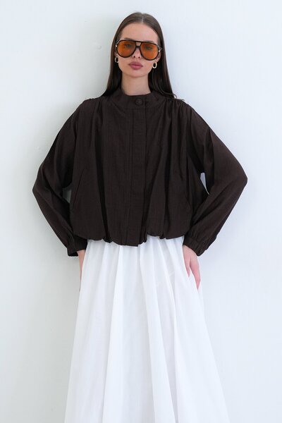VAGGON Judge Collar Balloon Sleeve Blouse