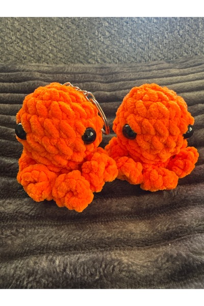 amigurumibaby سلسلة مفاتيح منسوجة من القطيفة على شكل أخطبوط أميجورومي