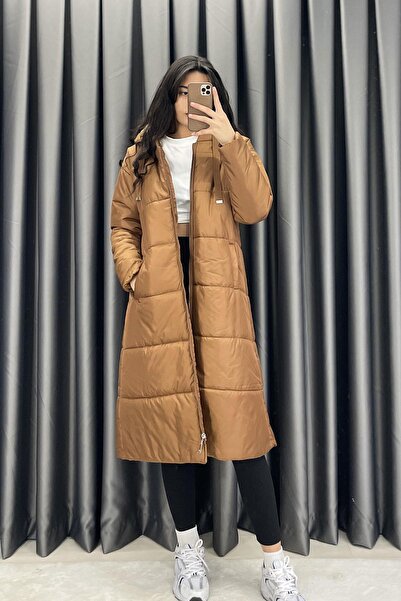 Tmptekstil معطف طويل قابل للنفخ بغطاء للرأس - لون أسمر TABA