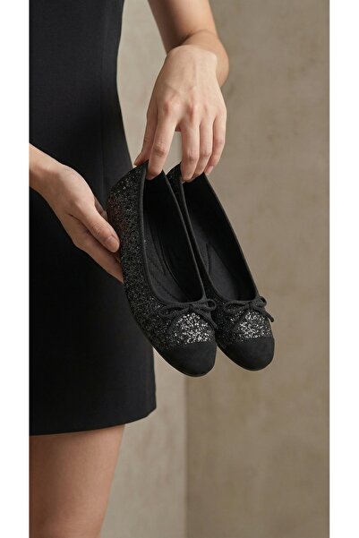 Beyond Γυναικεία μαύρα γκλίτερ φιόγκοι με λεπτομέρειες, κομψά μπαλαρίνες Mary...