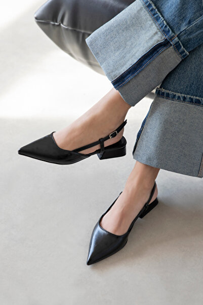 STRASWANS Chrest Women's Heeled Wrinkled Leather Shoes Black