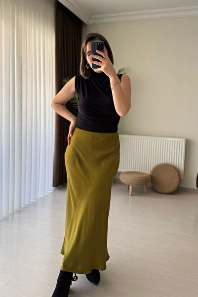 Kubos Moda Long Satin Elastic Waist Fat Green Skirt
