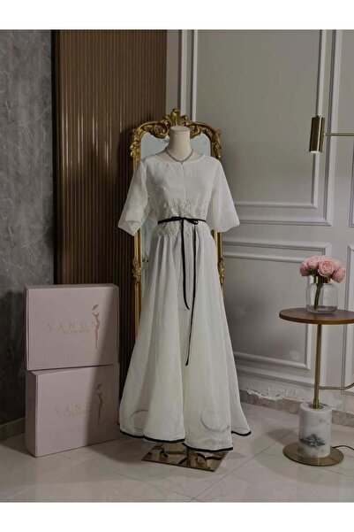vanus fashion 6979 - White jalabiya with a black belt
