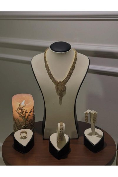 vanus fashion طقم اكسسوار ذهبي A1481