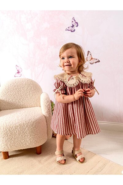 Momercy Kız Bebek Vintage Nakış Yakalı Fiyonklu Tokalı Elbise