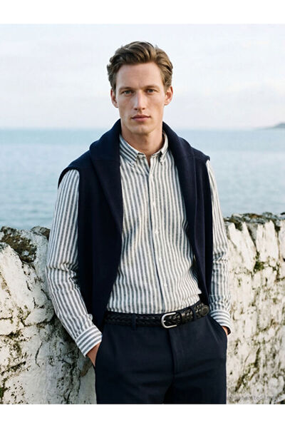 LC Waikiki Rmz Gi̇yi̇m Farkiyla Standard Fit Striped Men's Oxford Shirt