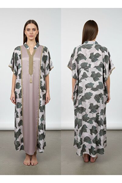 Generic A floral cape in calm colors with a light purple inner abaya.