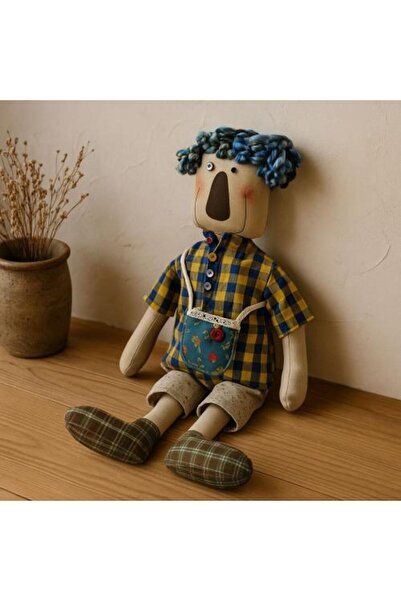 Generic ديكور دمية من القماش بملابس فولكلورية