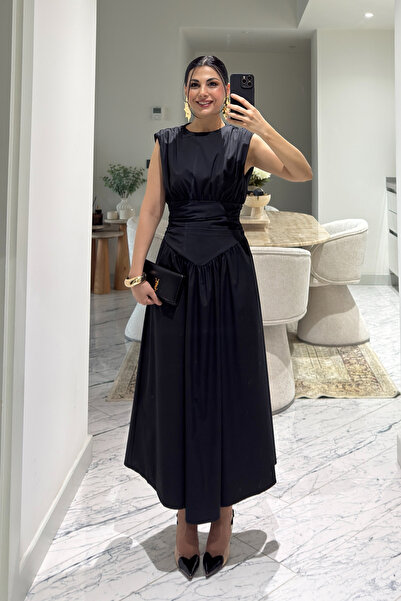 Seda Yalçın Atelier Pinterest Model Beli Drapeli Siyah Elbise