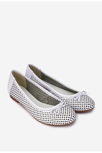 Dasha Balerini dama albi din piele perforata cu funda