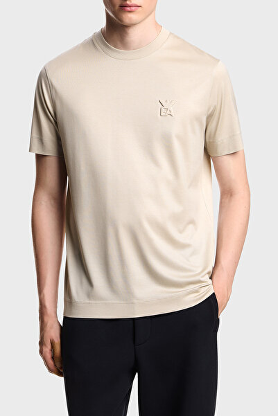 Emporio Armani إيبريو أرماني تي شيرت رجالي من مزيج القطن بقصة عادية وشعار ويا...