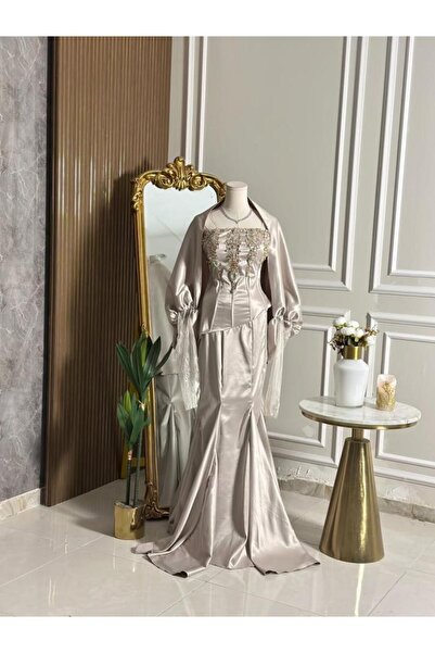 vanus fashion 6838-فستان سهرة ساتان بيج بتطريز فاخر وشال متناسق