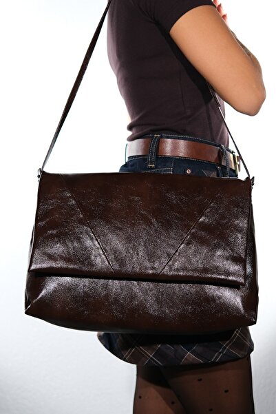 LuviShoes Chelsea Brown Women's Shoulder Bag