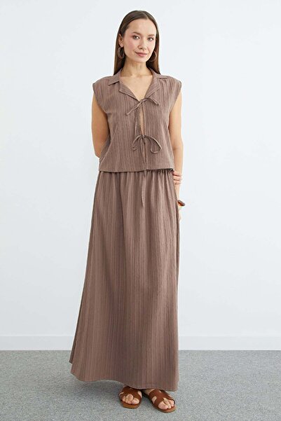 Fulla Moda 2-Piece Set with Tie-Front Jacquard Skirt