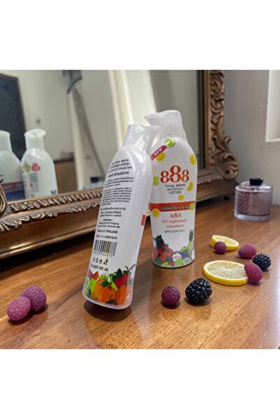888 TOTAL WHITE لوشن تفتيح البشرة ٥٠٠ مل - أحماض ألفا هيدروكسي لتفتيح البشرة ...